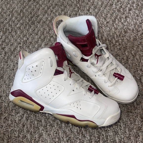 Jordan 6 Retro “Maroon” (2015)